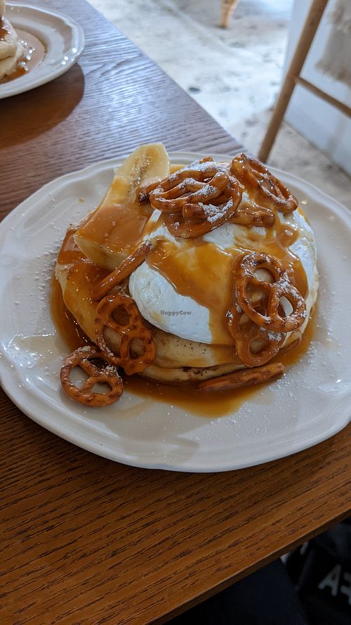 Pretzel Pancakes at De Bon'heur in Marseille