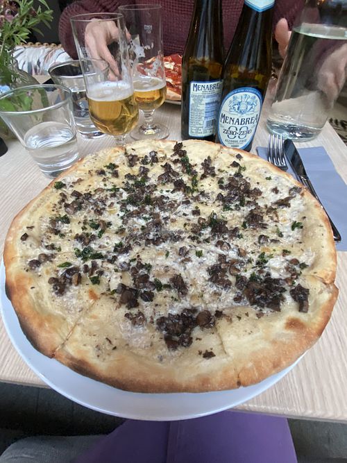 Truffle pizza at ChouChou in Stockholm