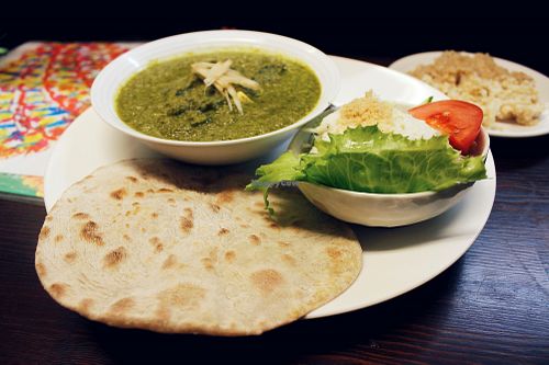 Indian set meal with flatbread and curry at Sujata in Kyoto