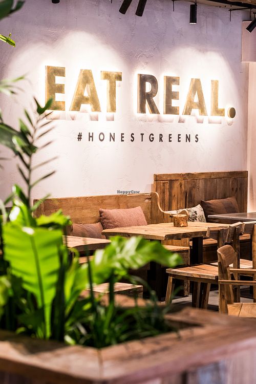  at Honest Greens - Tuset in Barcelona