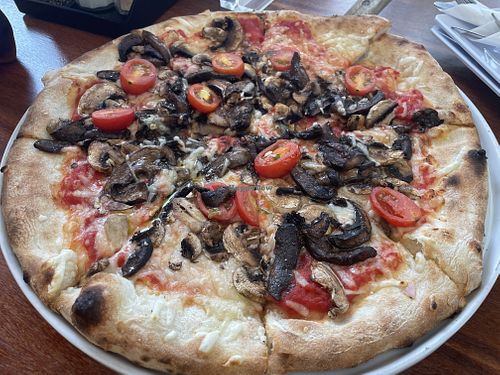 Funghi Misto 14" specialty pizza w/vegan mozz  at D'Oro  in Miami