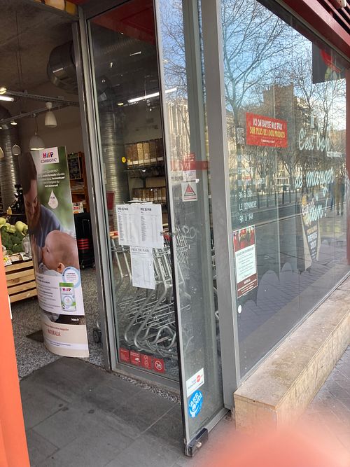  at Naturalia - 20 La Canebière in Marseille