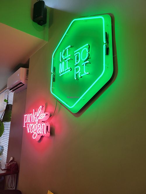 Inside at Kimidori Green Sushi in Warsaw