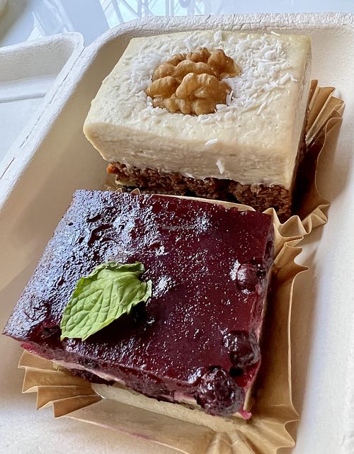 Veganet’s cakes at Veganet by Kanda in Bangkok