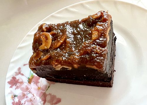 Toffee cake #Veganuary at Veganet by Kanda in Bangkok