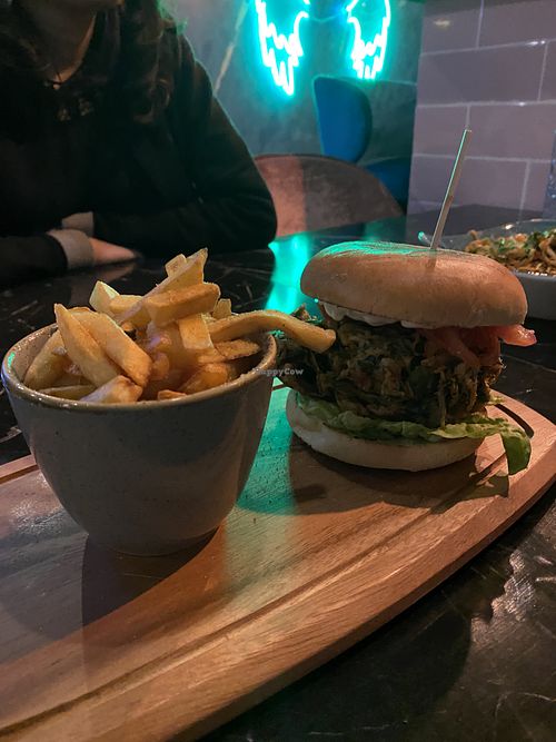 Onion bhaji burger at Vegan Pind in Staines-upon-thames