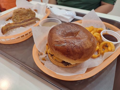  at Break Plant Based in San Juan