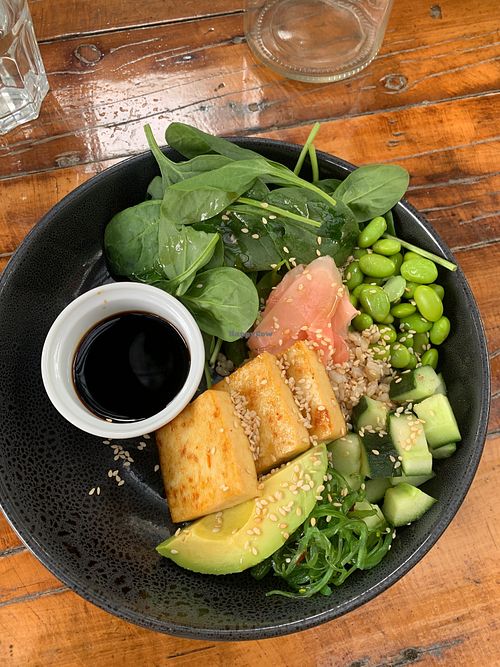 Tofu poke bowl at Myrtle and Stone in Wollombi
