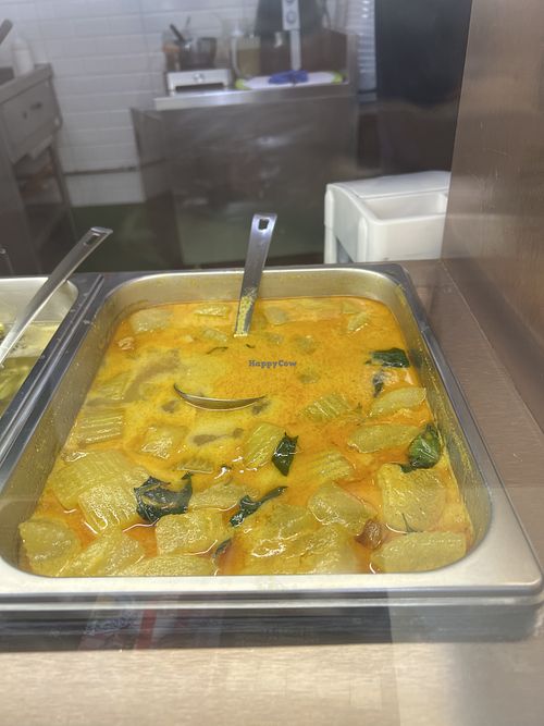 Winter melon curry  at Talalaks  in Bangkok