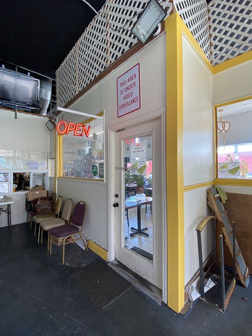 Inside view  at Thuong An lac in Honolulu