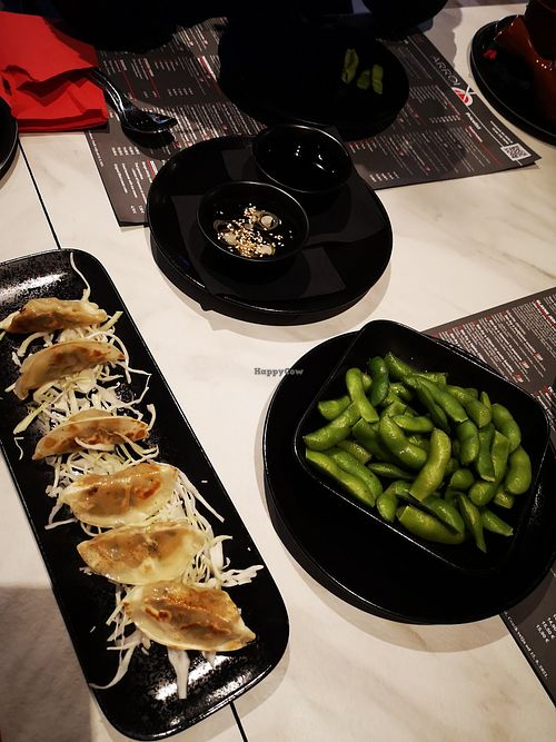 Edamame and gyoza at ARROI Restaurant in Bled