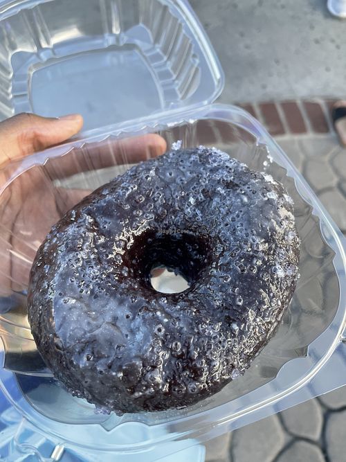   at Everglazed Donuts & Cold Brew in Lake Buena Vista