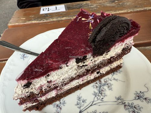 cake  at Café Rotkehlchen - Merowingerstraße in Cologne
