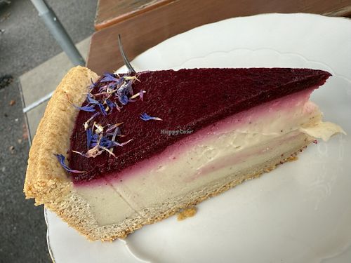 cake  at Café Rotkehlchen - Merowingerstraße in Cologne