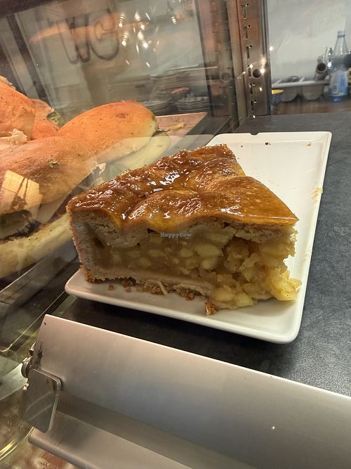 apple cake  at Café Rotkehlchen - Merowingerstraße in Cologne