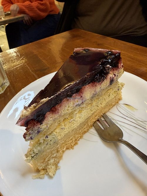 cake  at Café Rotkehlchen - Merowingerstraße in Cologne