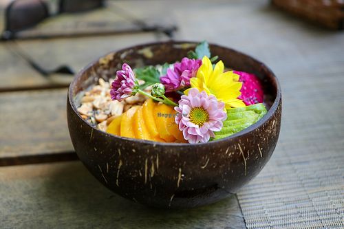 smoothie bowl at Nora's Cafe in Phu Quoc