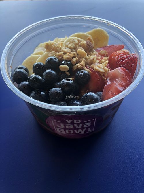 Strawnana Açaí Bowl with Agave   at Yo Java Bowl in Chester