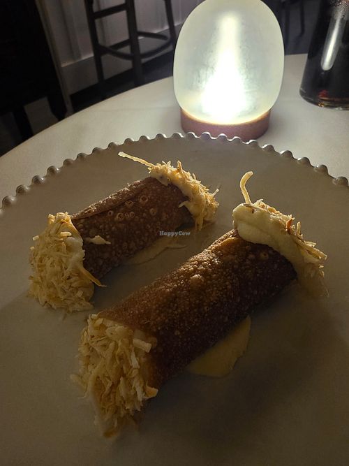 Cannoli at Patsy's in Melbourne