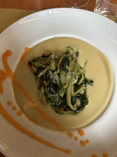 Vellutata di fave con catalogna   at Hosteria della Pignatta in Binasco