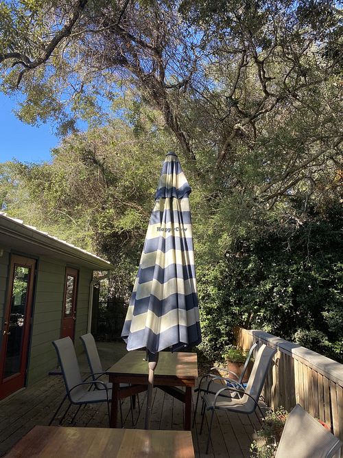 Outside Seating at Cafe Organic in Fort Walton Beach