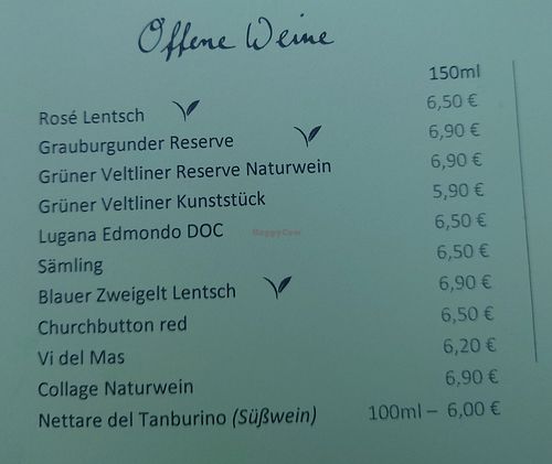 Clearly labelled vegan wines!!!🍷 at Ox&Ehrlich in Lermoos