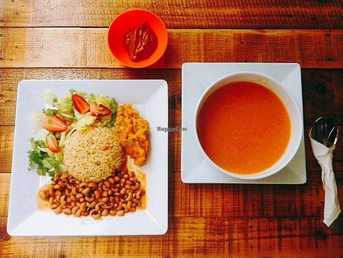 Un Placer Natural at Govinda's in Santa Marta