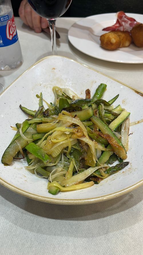 Primero; Mix de verduras salteadas  at Bodega Charro in Sestao