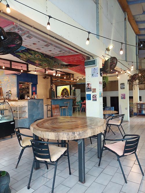 Inside at Varuna Plant-Based Food & Juice Bar in Manuel Antonio