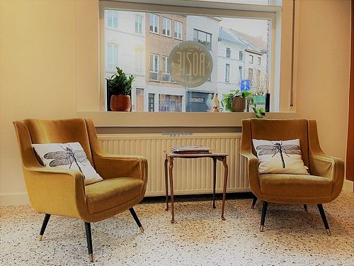 gotta love these vintage armchairs at Kapsalon Rozie in Ghent