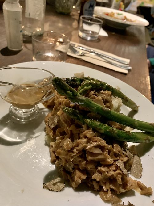 Pulled pork style jackfruit with truffle at Bellaverde in Mallorca