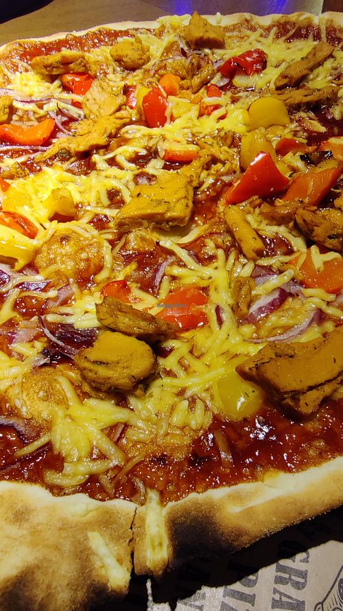 Pizza BBQ chicken (vegan) at L'Osteria - Stuttgart Mailänder Platz in Stuttgart