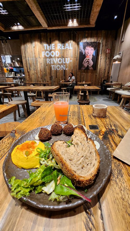  at Honest Greens - Corte Inglés in Madrid