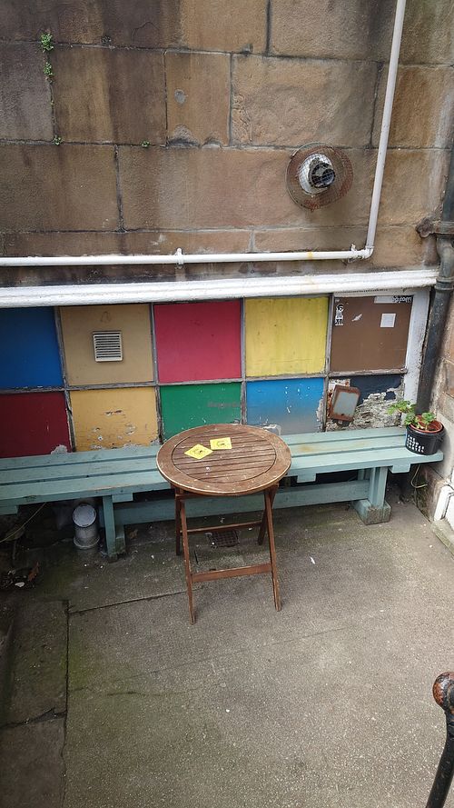 Bench outside at Ushi's Coffee Corner in Glasgow