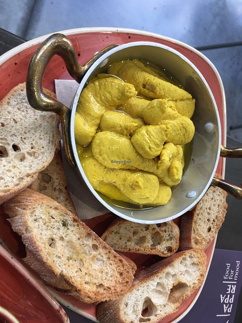 Hummus  at Papparé in Ferrara