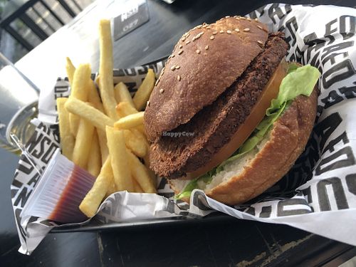burguer vegano  at Afonso Burger Bar in Florianopolis