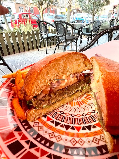 Vegan burger at Delibros in Tirana