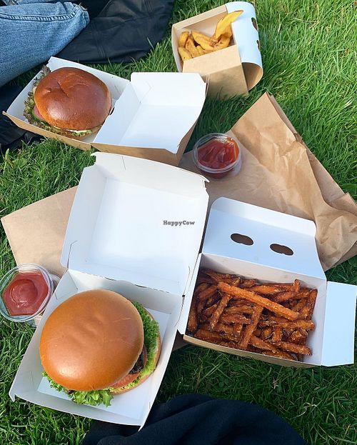 Burgers & fries  at L'Ile in Odense