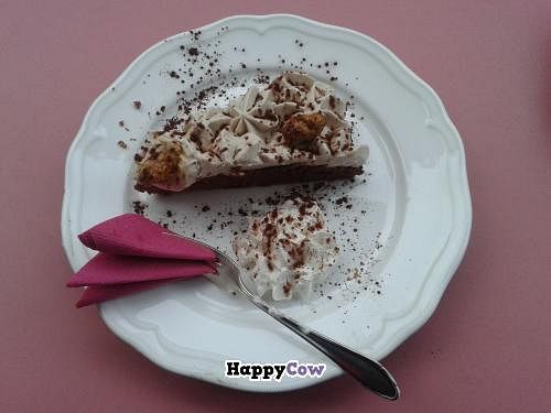 Chocolate cake with caramelised almonds at Ohlala in Berlin