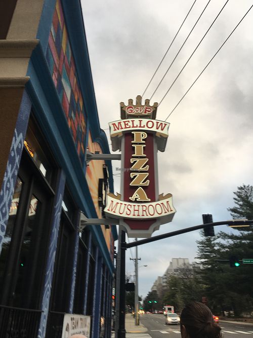 Storefront at Mellow Mushroom - 21 St Ave in Nashville