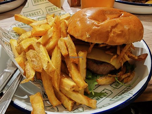 The brioche bun was delicious! We ordered the version with bacon 🥓 at Honest Burgers - Waterloo in South East London