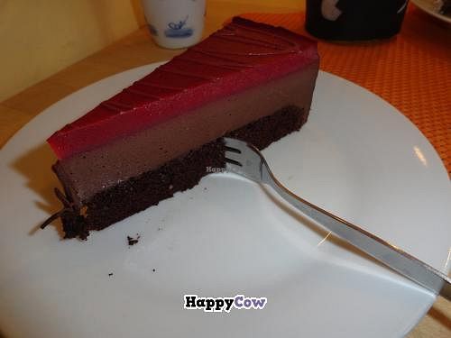 Raspberry-chocolate cheesecake at Goodies Berlin - Schivelbeiner Strasse 34 in Berlin