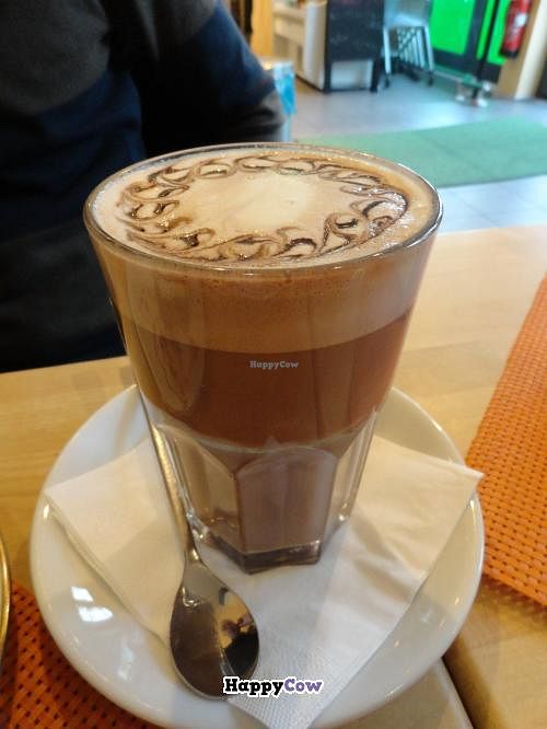 Hot chocolate at Goodies Berlin - Schivelbeiner Strasse 34 in Berlin