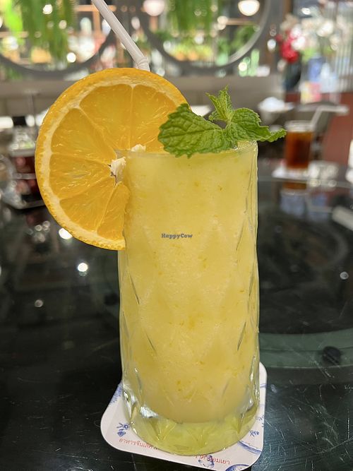 Yuzu smoothie   at Hua Seng Hong ฮั่วเซ่งฮง 和成豐 - Central Eastville in Bangkok