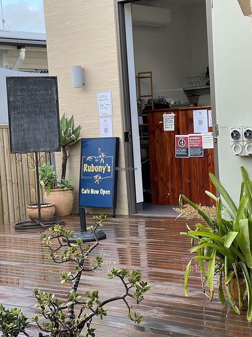 Great eats  at Rubony's Cafe in Grafton