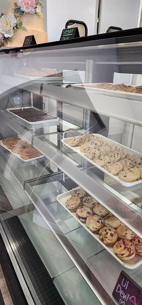 Vegan case at Monarch Bakery in Rockford