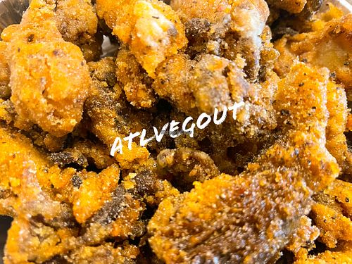 Oyster mushrooms - Small   at Shawnee's Goodies Vegan Bakery & Cafe in Lilburn