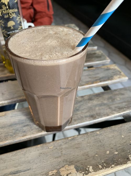Oreo milkshake made with oat milk - delicious !  at Pikis Labis in Sevilla