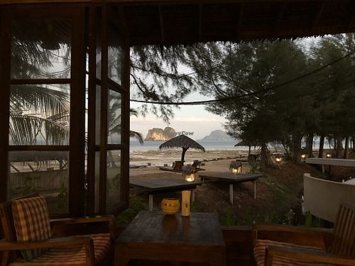 Sunset view at CoCo Cottage in Koh Ngai