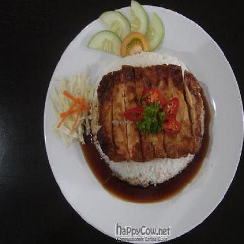 SIGNATURE DISH VEG CHICKEN RICE at Zen Garden Cafe in Taiping